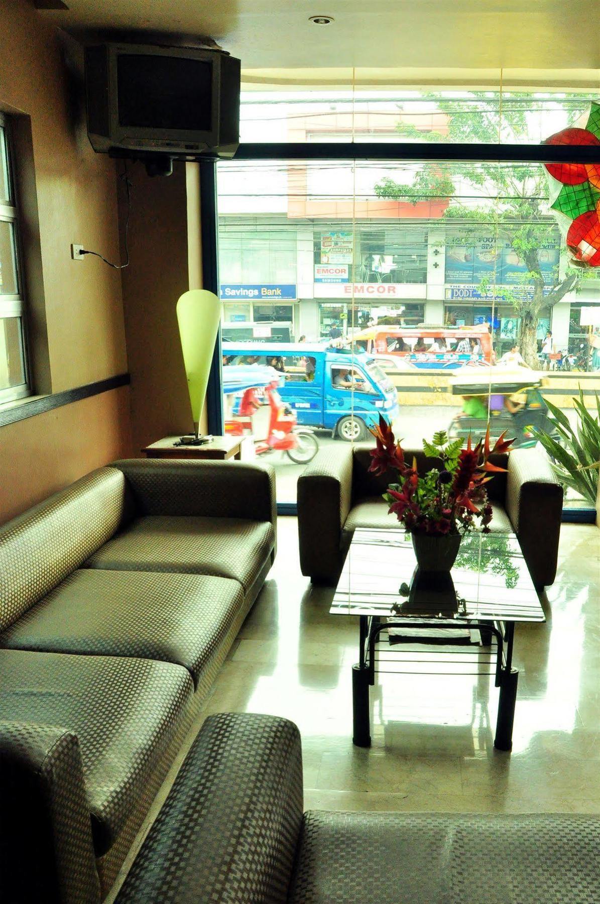 Gv Hotel Talisay Cebu Eksteriør bilde